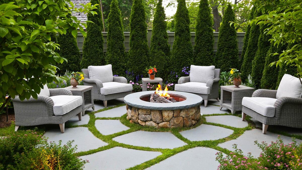 Beautiful landscaped yard